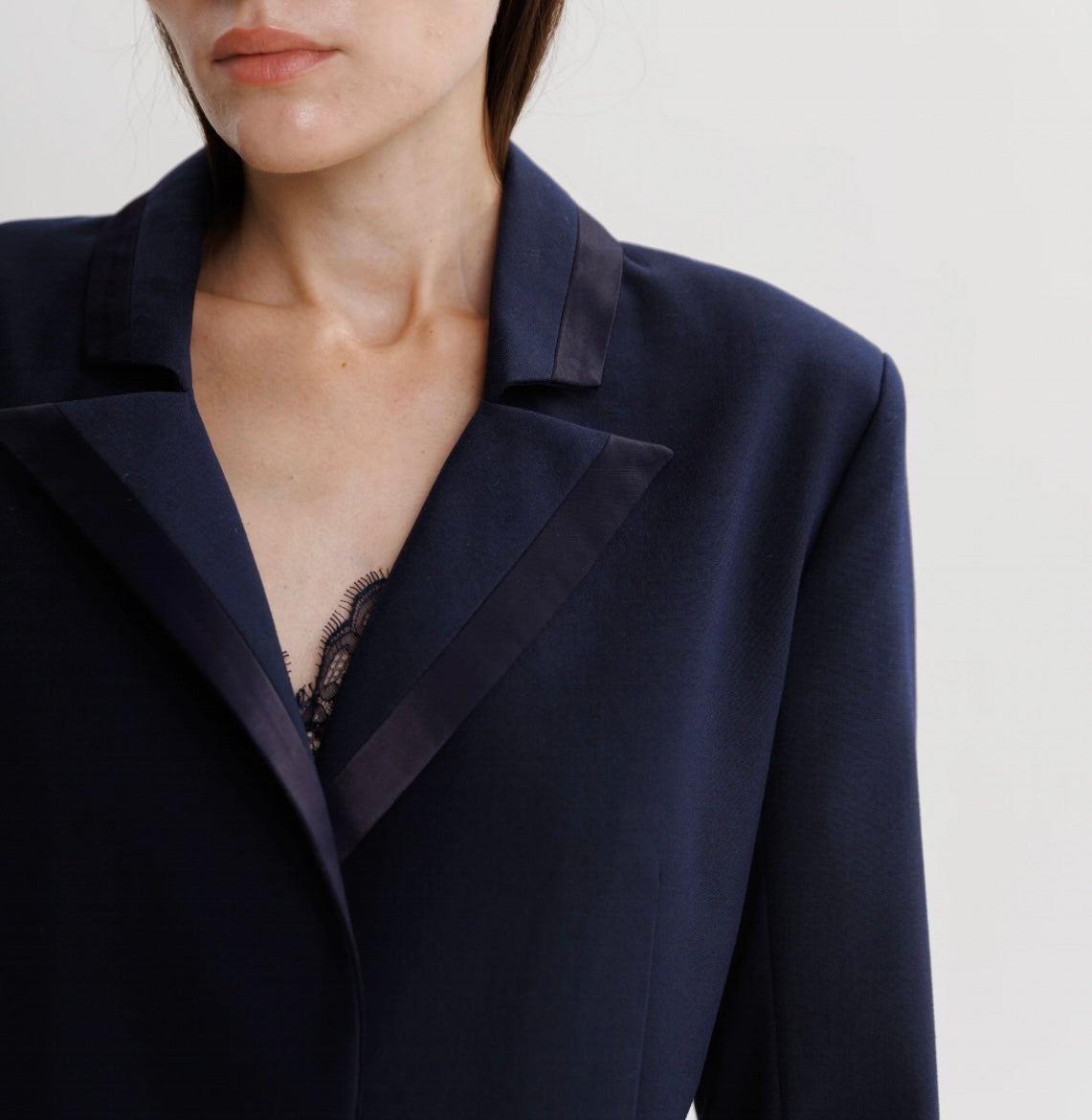 WOMEN’S TUXEDO SUIT